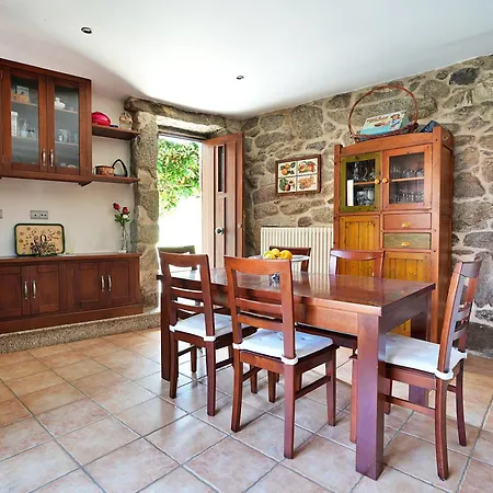 Galihost - Casa Con Piscina Proxima A Sanxenxo