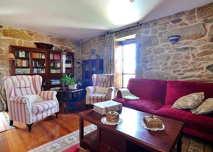 Galihost - Casa Con Piscina Próxima A Casa de Férias *