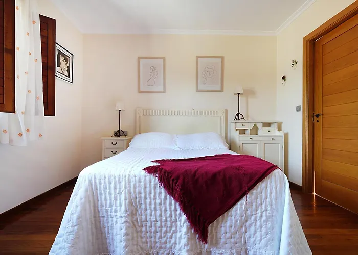 Galihost - Casa Con Piscina Próxima A Casa de Férias