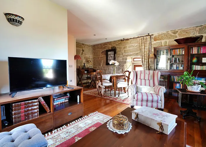 Galihost - Casa Con Piscina Próxima A Casa de Férias