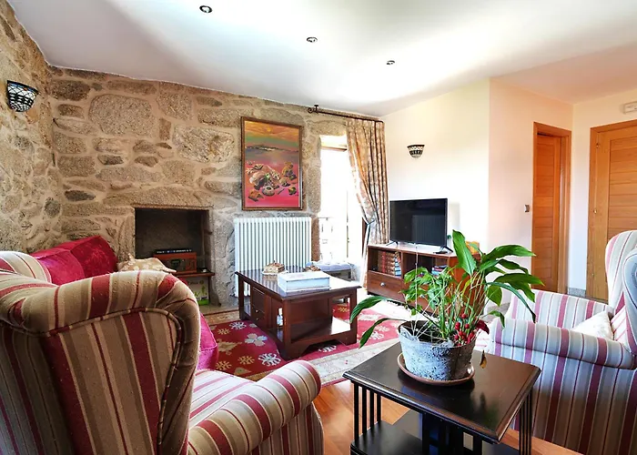 Galihost - Casa Con Piscina Próxima A Casa de Férias *