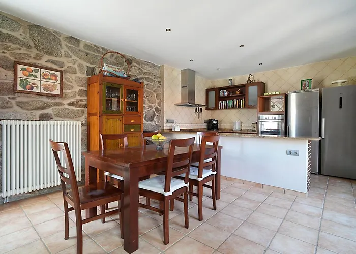 Casa de Férias Galihost - Casa Con Piscina Próxima A Sanxenxo